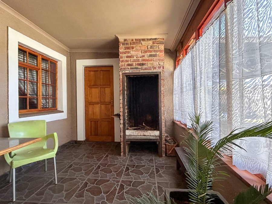 6 Bedroom Property for Sale in Parys Free State